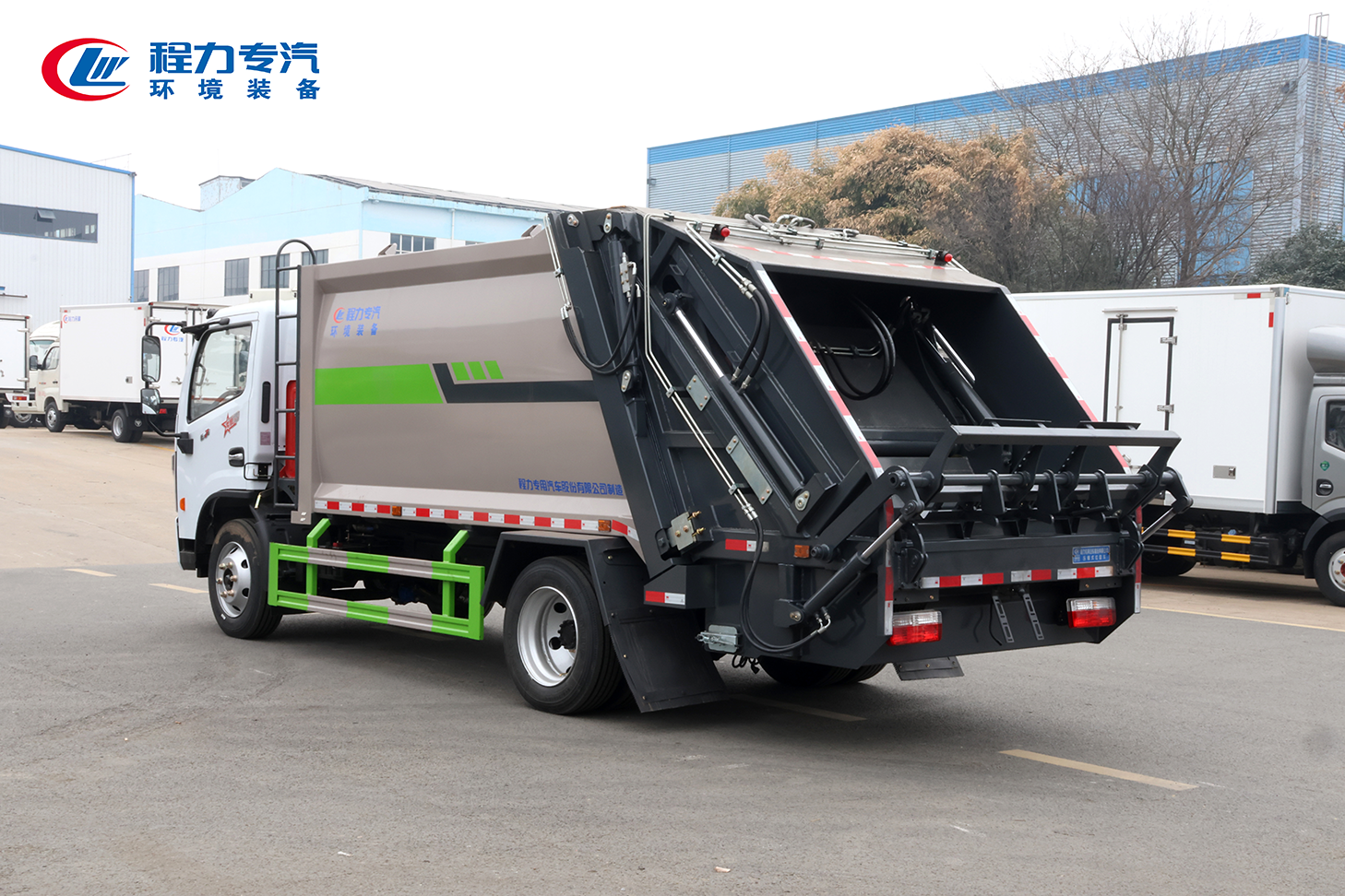 東風(fēng)多利卡D7壓縮垃圾車