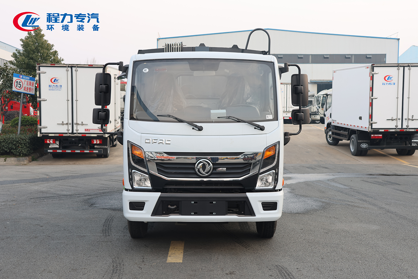 新款東風(fēng)多利卡D6壓縮垃圾車